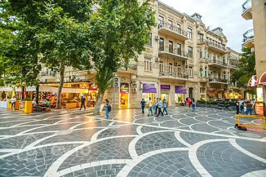Kirayə verilir mənzil 240 m² — Bakı, Səbail 240.00 m²