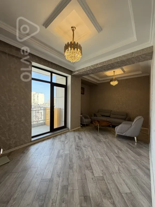 Kirayə verilir 2 otaqlı yeni tikili 70 m²