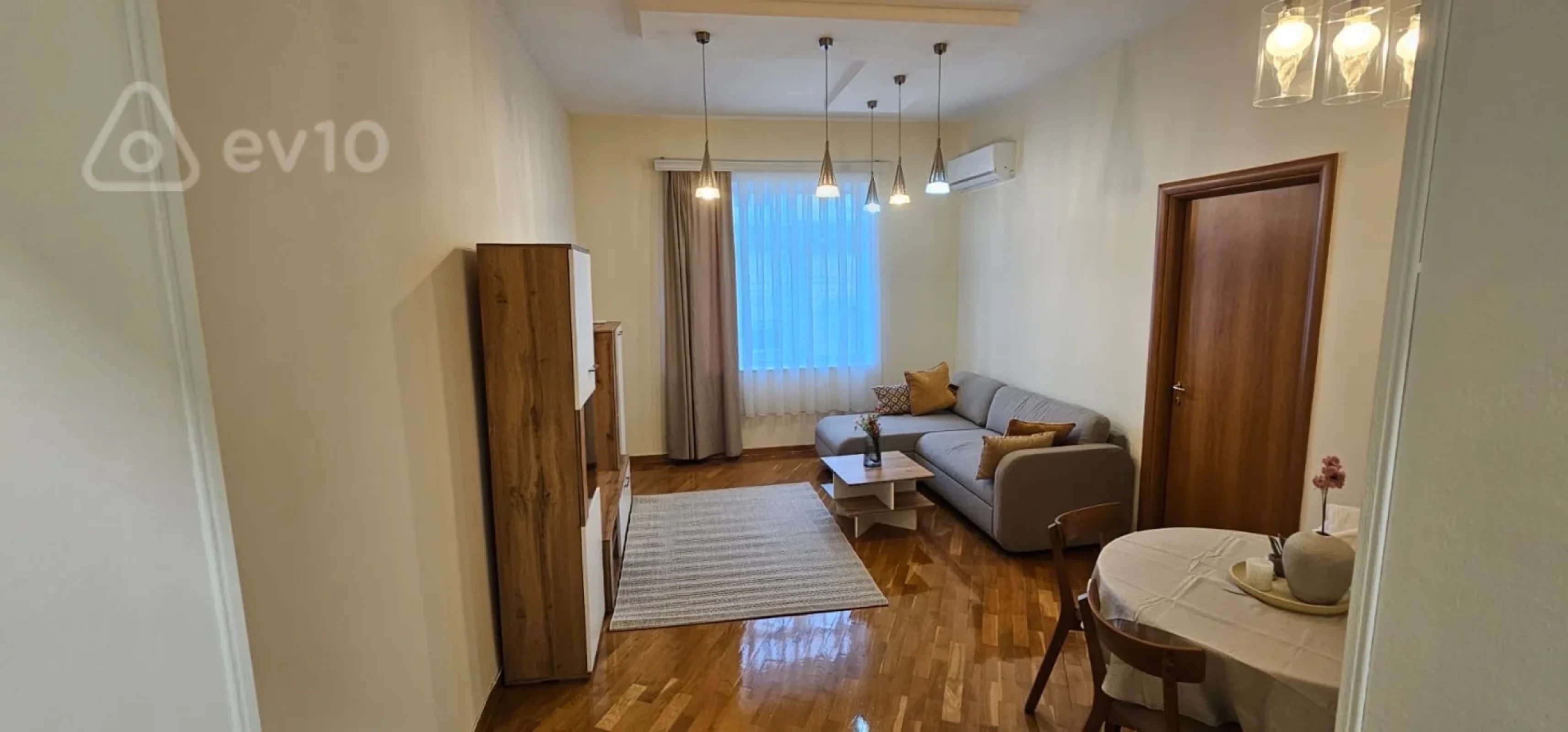 Kirayə verilir 3 otaqlı köhnə tikili 100 m²
