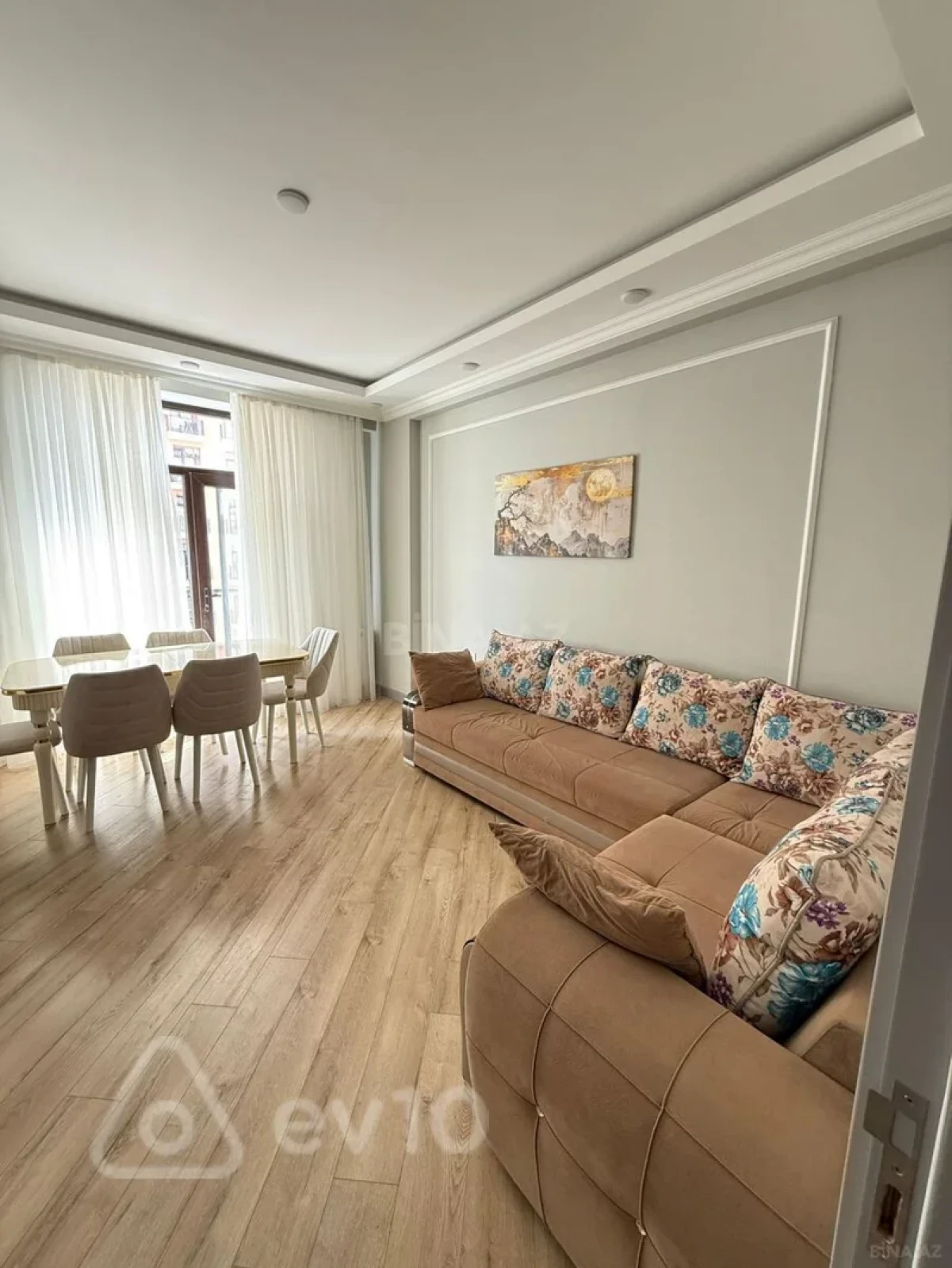 Kirayə verilir 2 otaqlı yeni tikili 87 m²