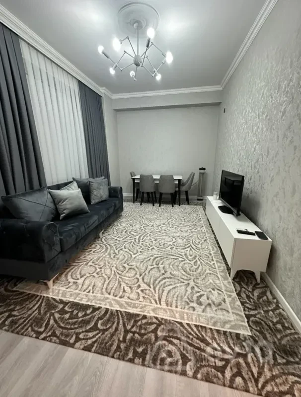 Kirayə verilir 2 otaqlı yeni tikili 70 m²