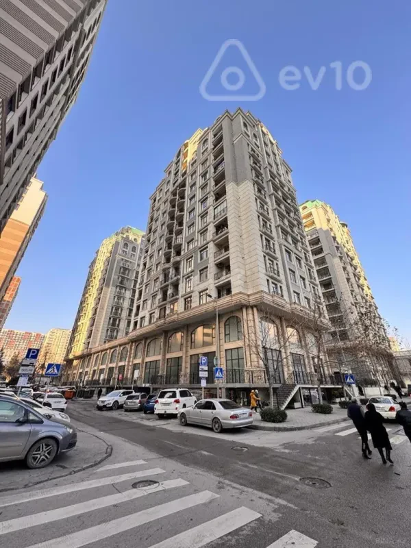 Kirayə verilir mənzil 80 m²