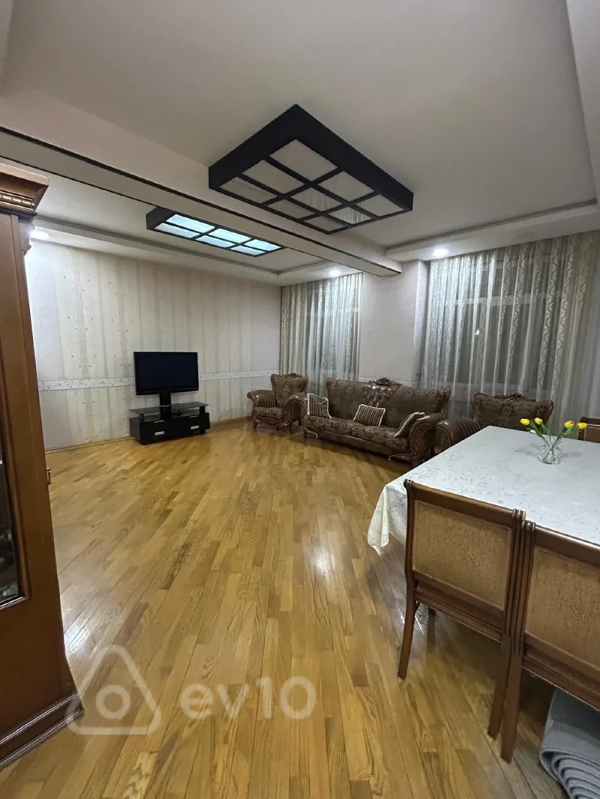 Satılır 3 otaqlı yeni tikili 106 m²