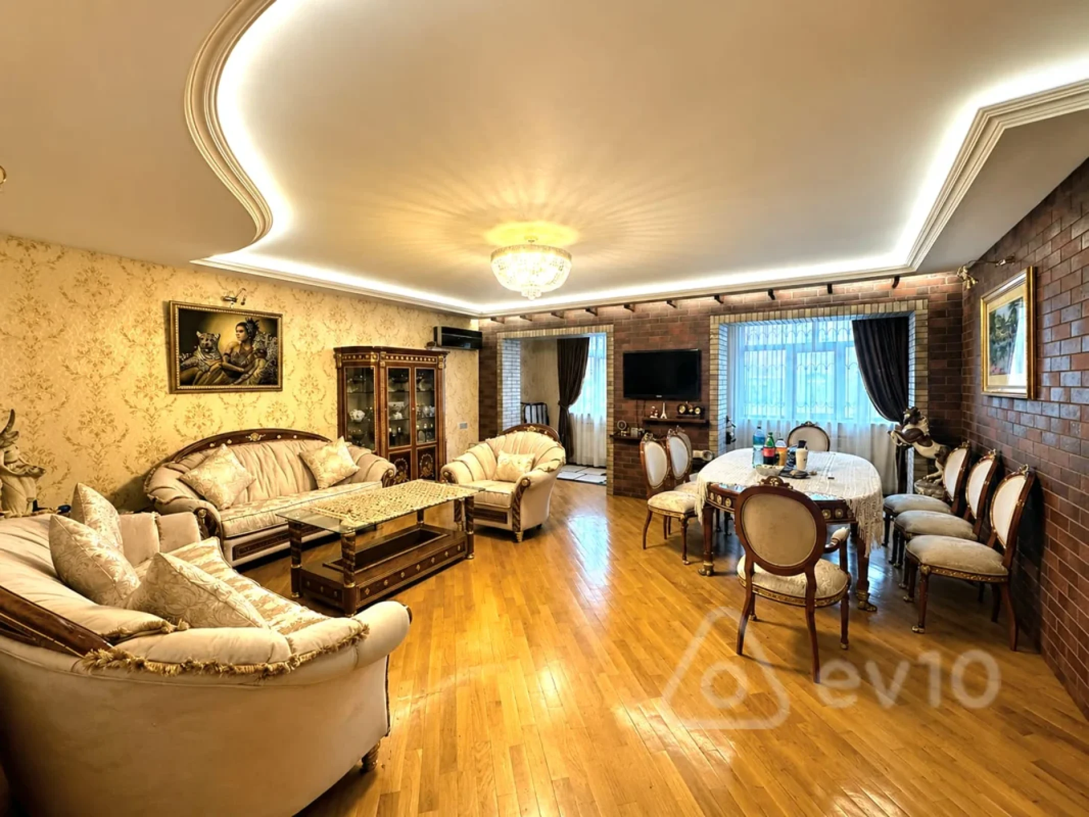 Kirayə verilir 3 otaqlı köhnə tikili 100 m²