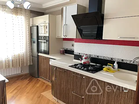Kirayə verilir 2 otaqlı yeni tikili 80 m² — Bakı, Nərimanov 2 otaq 80.00 m²