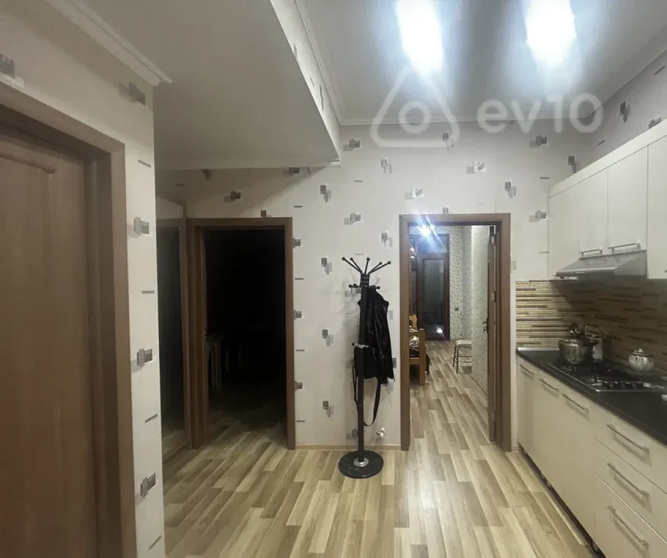 Kirayə verilir 2 otaqlı yeni tikili 48 m²
