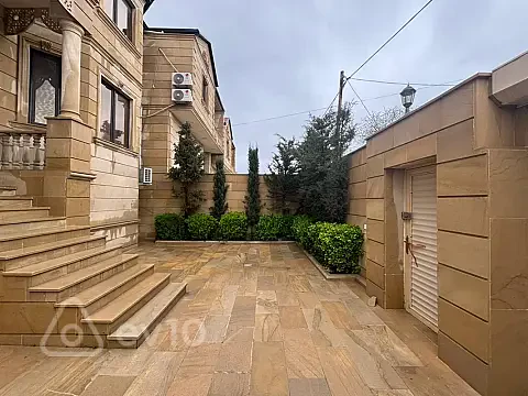 Satılır 6 otaqlı həyət evi 300 m² — Bakı, Binəqədi 6 otaq 300.00 m²