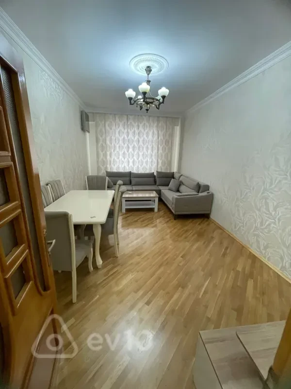 Kirayə verilir 3 otaqlı yeni tikili 125 m²
