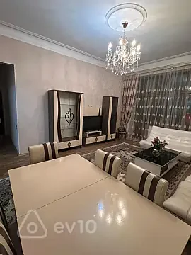 Kirayə verilir 3 otaqlı köhnə tikili 110 m² — Bakı, Nəsimi 3 otaq 110.00 m²