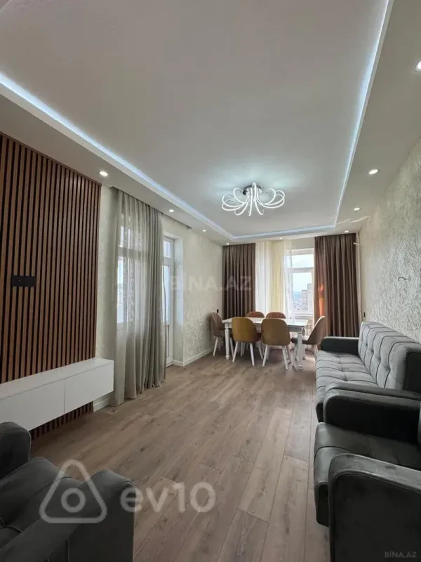 Kirayə verilir 2 otaqlı yeni tikili 70 m²