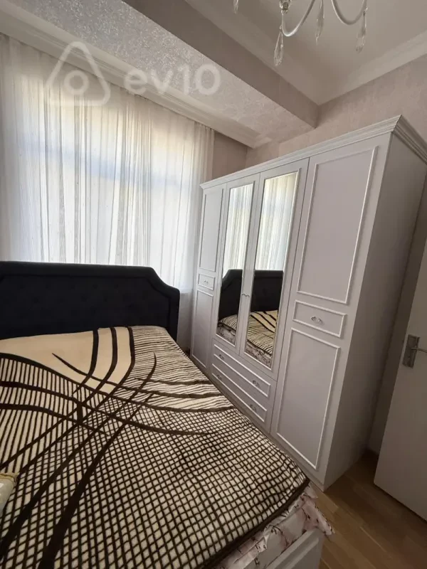 Kirayə verilir 2 otaqlı yeni tikili 51 m²
