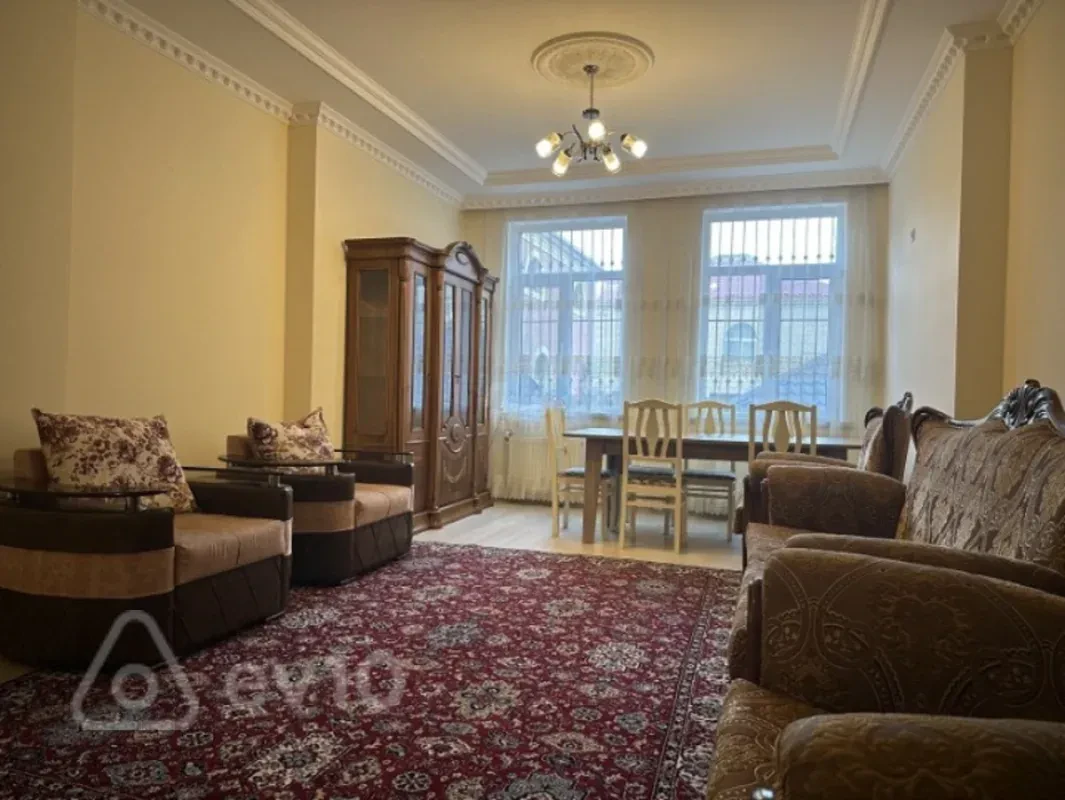 Kirayə verilir 3 otaqlı yeni tikili 120 m²