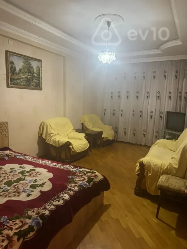 Kirayə verilir 1 otaqlı yeni tikili 60 m²