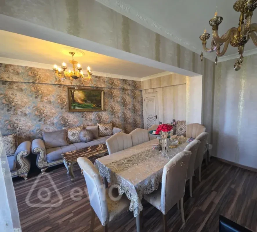 Satılır 3 otaqlı yeni tikili 110 m²