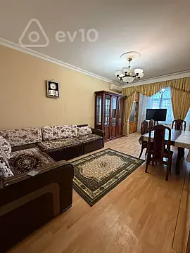 Kirayə verilir 3 otaqlı köhnə tikili 70 m² — Bakı, Binəqədi 3 otaq 70.00 m²
