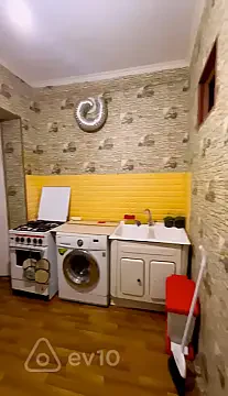 Kirayə verilir 3 otaqlı köhnə tikili 100 m² — Bakı, Binəqədi 3 otaq 100.00 m²