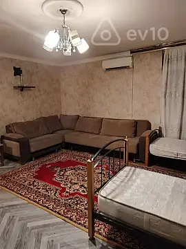 Kirayə verilir 1 otaqlı köhnə tikili 35 m² — Bakı, Yasamal 1 otaq 35.00 m²