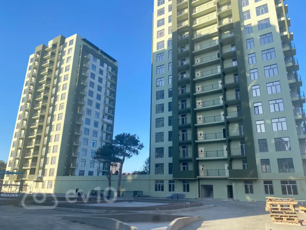 Satılır 3 otaqlı yeni tikili 107 m²