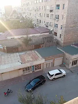 Kirayə verilir 4 otaqlı köhnə tikili 80 m² — Bakı, Qaradağ 4 otaq 80.00 m²