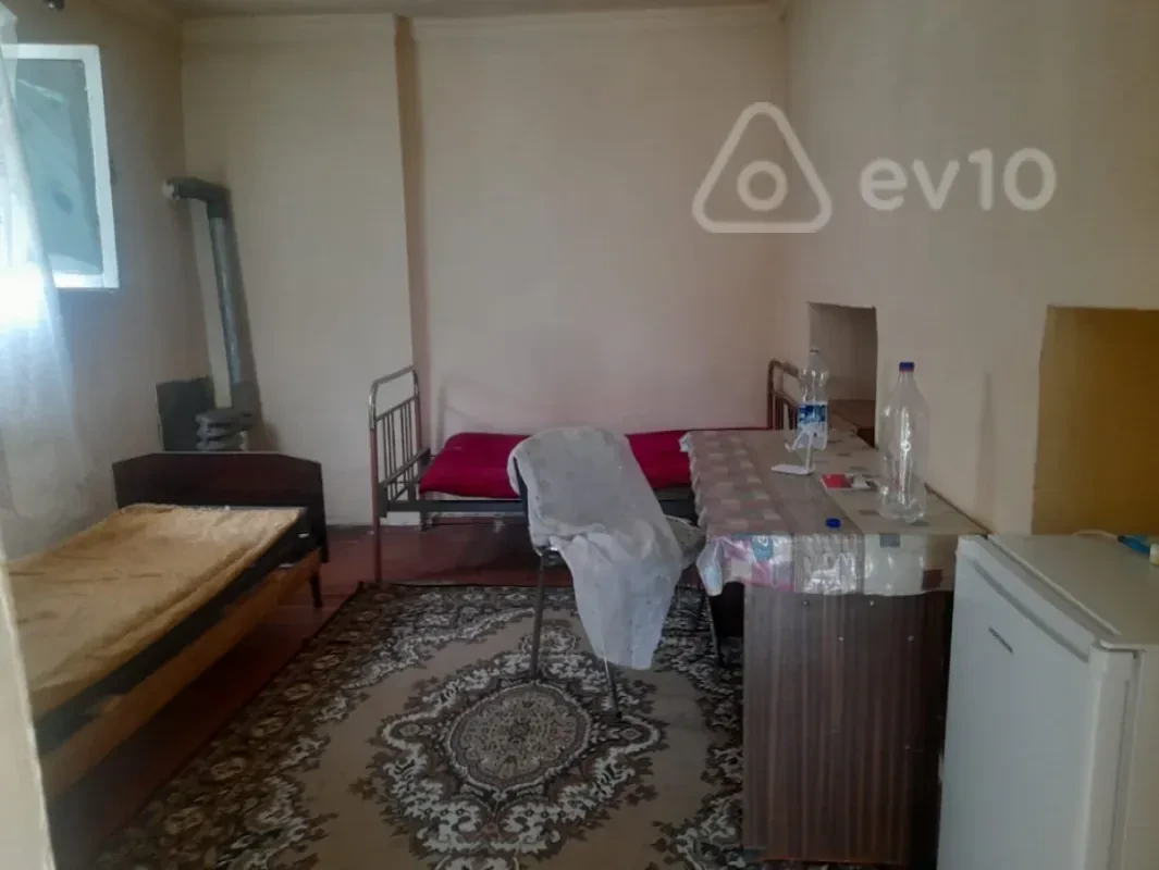 Kirayə verilir 1 otaqlı həyət evi 40 m²