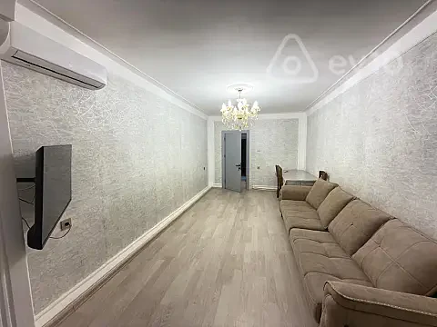 Kirayə verilir 2 otaqlı köhnə tikili 55 m² — Bakı, Nizami 2 otaq 55.00 m²