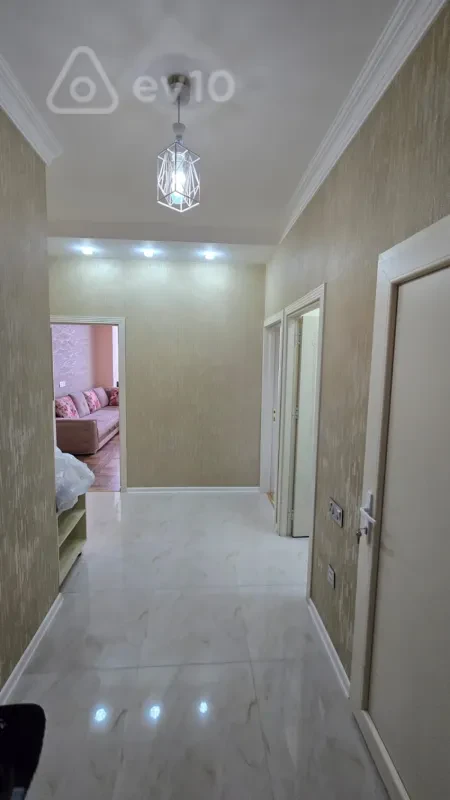 Kirayə verilir 2 otaqlı yeni tikili 60 m²