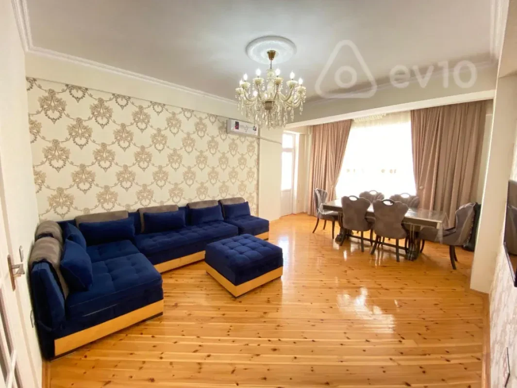 Kirayə verilir 3 otaqlı yeni tikili 110 m²