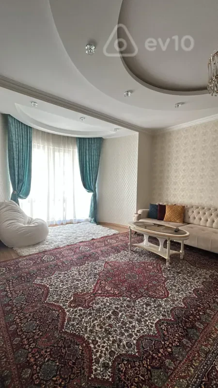 Satılır 2 otaqlı yeni tikili 60 m²