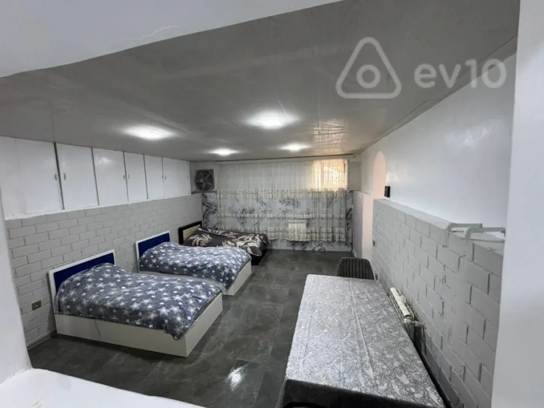 Kirayə verilir 1 otaqlı köhnə tikili 40 m²