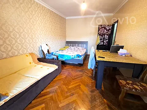 Satılır 1 otaqlı köhnə tikili 35 m² — Bakı, Nizami 1 otaq 35.00 m²