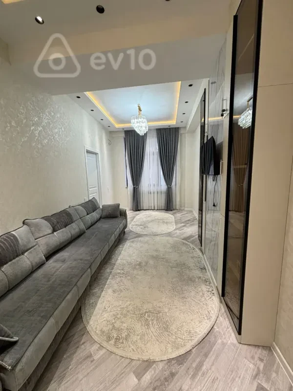 Kirayə verilir 2 otaqlı yeni tikili 54 m²