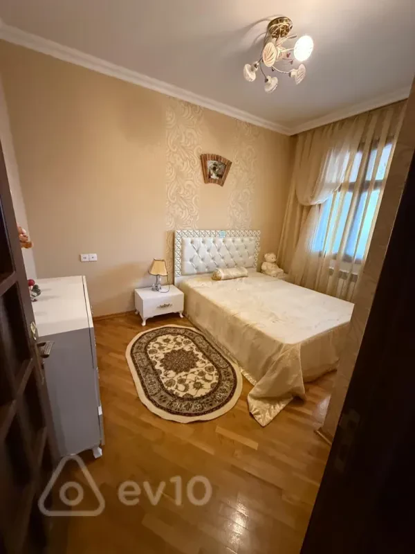 Kirayə verilir 2 otaqlı yeni tikili 88 m²