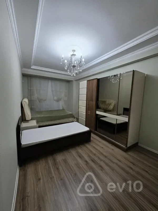 Kirayə verilir 2 otaqlı yeni tikili 65 m²