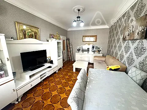 Satılır 3 otaqlı köhnə tikili 65 m² — Bakı, Yasamal 3 otaq 65.00 m²