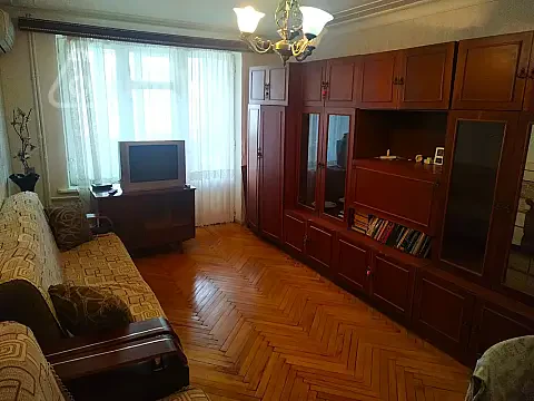 Satılır 2 otaqlı köhnə tikili 50 m² — Bakı, Nizami 2 otaq 50.00 m²