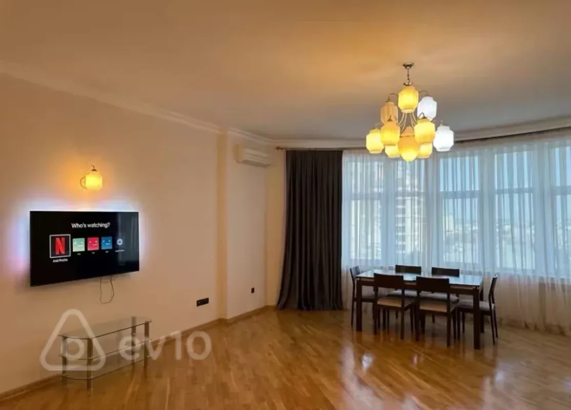 Kirayə verilir 2 otaqlı yeni tikili 125 m²