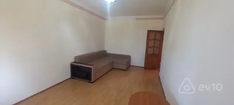 Kirayə verilir 3 otaqlı köhnə tikili 89 m² — Bakı, Nəsimi 3 otaq 89.00 m²