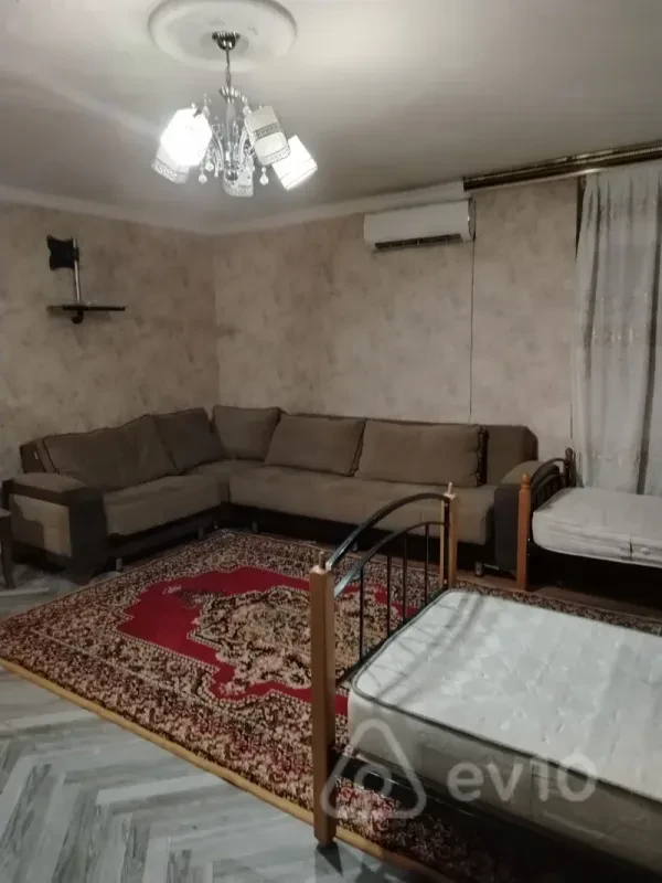 Kirayə verilir 1 otaqlı köhnə tikili 35 m²