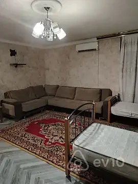 Kirayə verilir 1 otaqlı köhnə tikili 35 m² — Bakı, Yasamal 1 otaq 35.00 m²