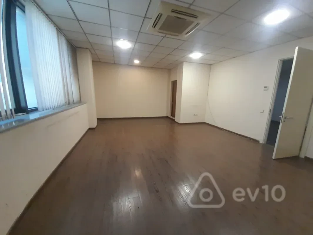 Kirayə verilir mənzil 120 m²