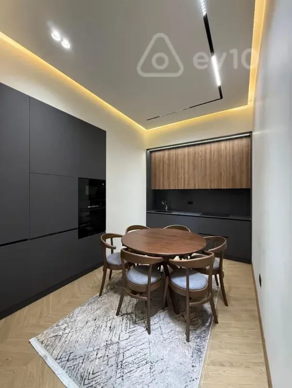 Kirayə verilir 2 otaqlı yeni tikili 65 m²