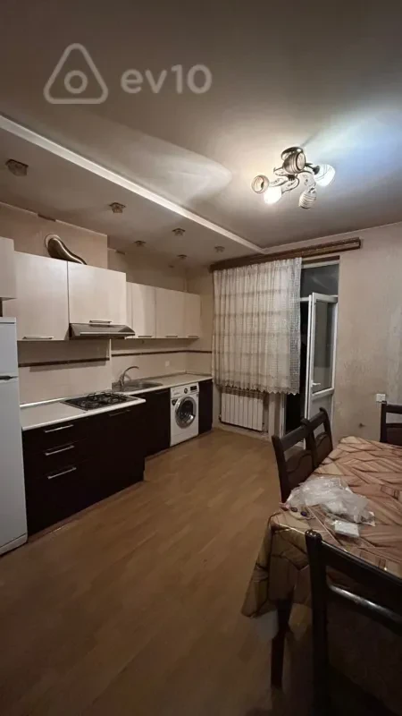Kirayə verilir 2 otaqlı yeni tikili 50 m²