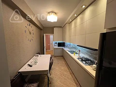 Kirayə verilir 3 otaqlı yeni tikili 130 m² — Bakı, Yasamal 3 otaq 130.00 m²