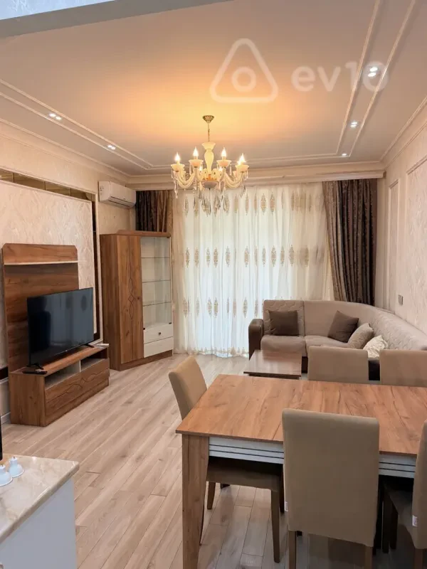 Kirayə verilir 2 otaqlı yeni tikili 65 m²