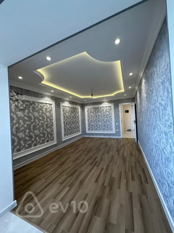 Satılır 3 otaqlı köhnə tikili 67 m²