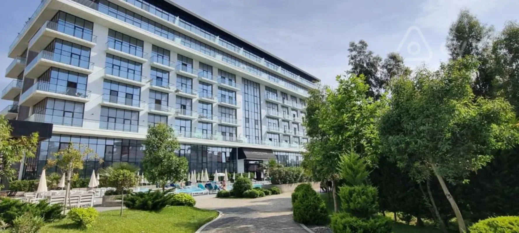 Satılır 1 otaqlı yeni tikili 50 m²