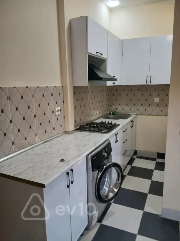 Kirayə verilir 2 otaqlı həyət evi 59 m²