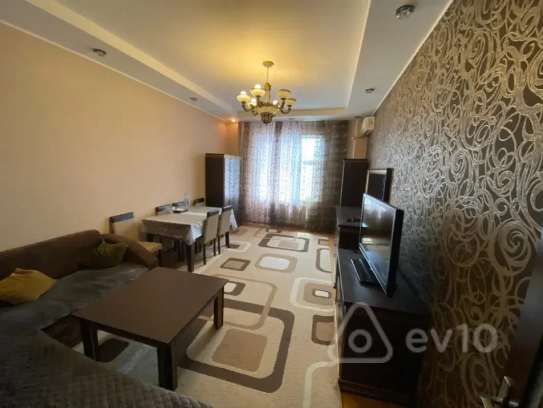 Kirayə verilir 3 otaqlı yeni tikili 110 m²
