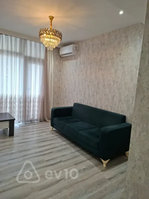 Kirayə verilir 2 otaqlı yeni tikili 55 m²