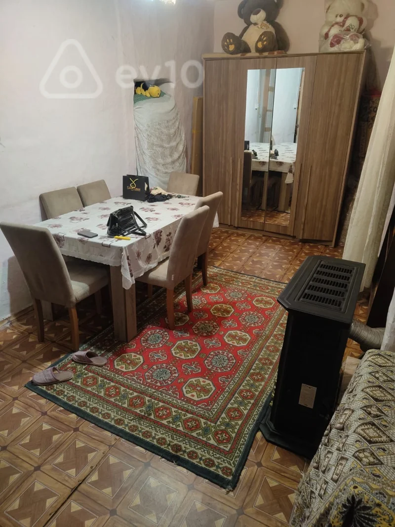 Kirayə verilir 2 otaqlı həyət evi 30 m²